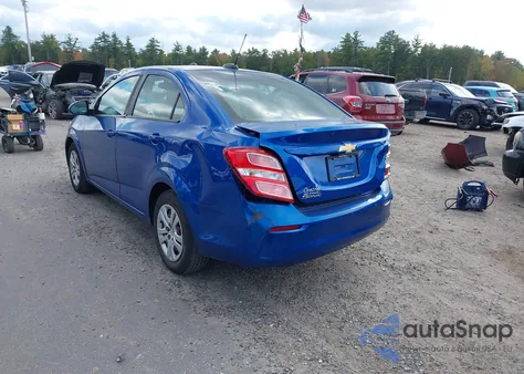 2020 Chevrolet Sonic Fwd Ls z USA, uszkodzony, nr VIN 1G1JB5SB7L4100239